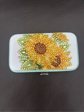 Hand Crafted Sunflower Manicure Set (sealed)